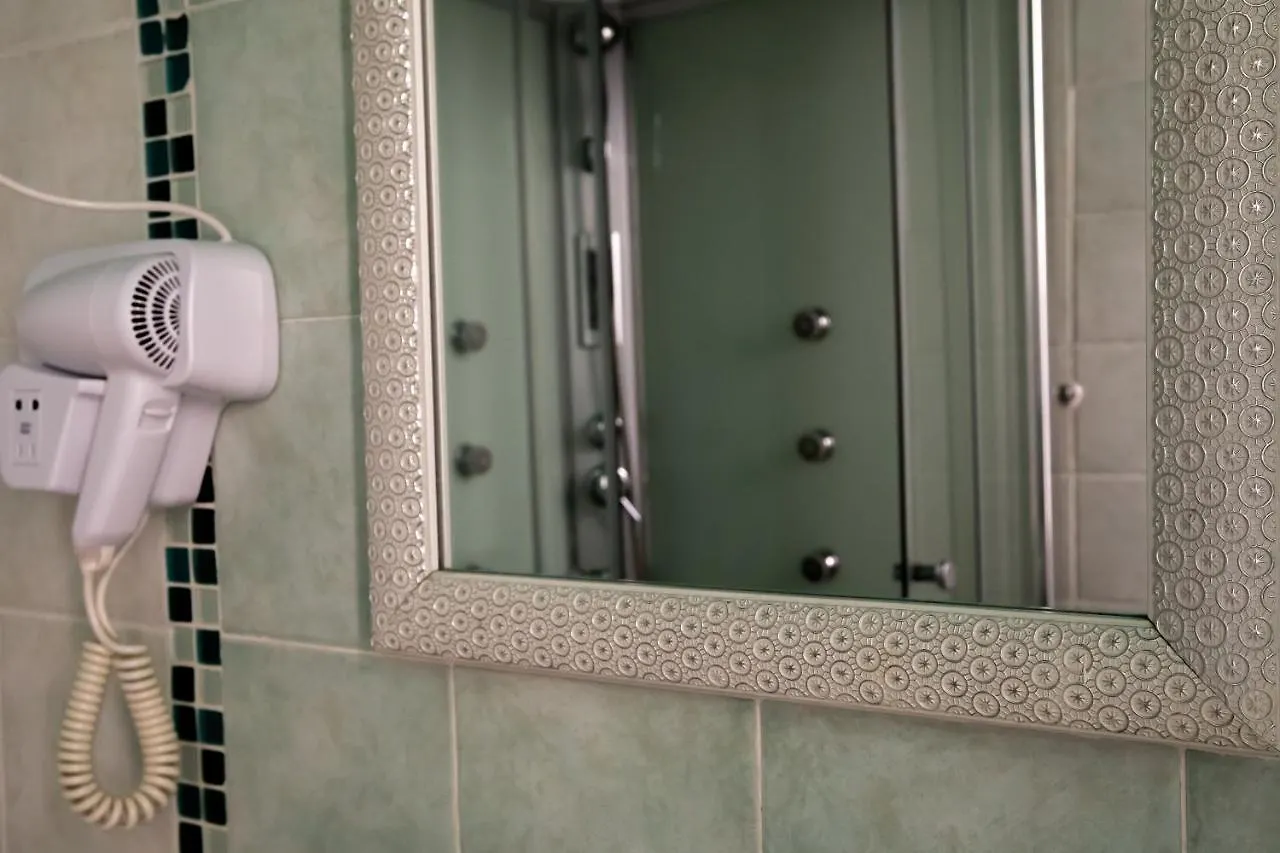 בית הארחה ג'נובה Granello Suite Central