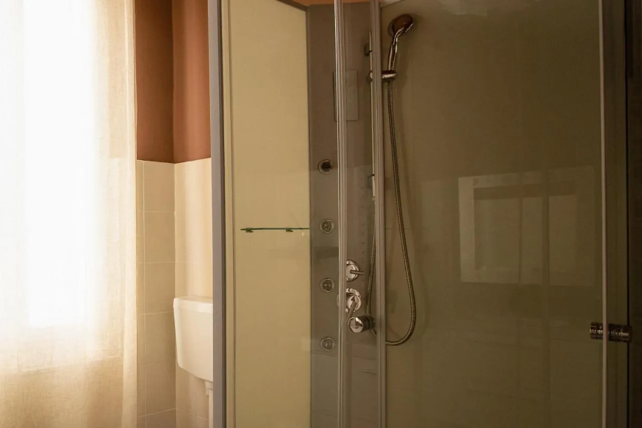 בית הארחה ג'נובה Granello Suite Central